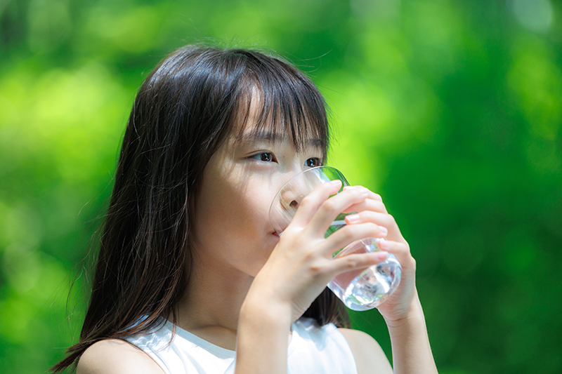 生まれたての水。 東北公営企業株式会社